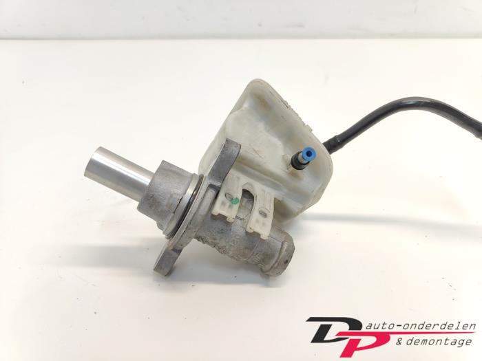 Genuine Peugeot Master Cylinder – 308 MK2 (9676757580)