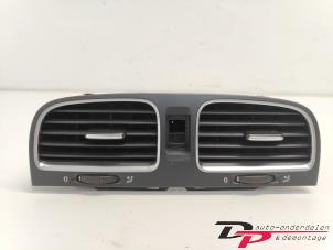 Used Dashboard vent Volkswagen Golf VI (5K1) 2.0 TDI 16V Price € 12,00 Margin scheme offered by DP Auto-onderdelen & Demontage