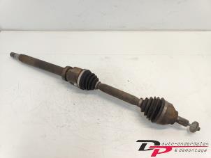 Used Front drive shaft, right Volvo V50 (MW) 2.0 D 16V Price € 28,00 Margin scheme offered by DP Auto-onderdelen & Demontage