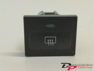 Usados Interruptor de calefactor luneta Ford Focus 2 Wagon 1.6 16V Precio € 5,00 Norma de margen ofrecido por DP Auto-onderdelen & Demontage