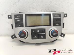 Used Heater control panel Hyundai Santa Fe II (CM) 2.7 V6 24V 4x2 Price € 40,00 Margin scheme offered by DP Auto-onderdelen & Demontage