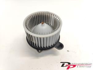 Used Heating and ventilation fan motor Hyundai Santa Fe II (CM) 2.7 V6 24V 4x2 Price € 28,00 Margin scheme offered by DP Auto-onderdelen & Demontage