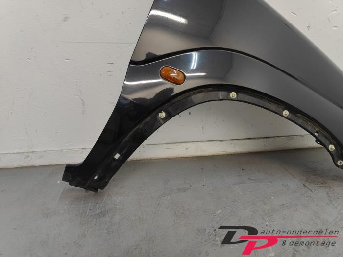 Front wing, right from a Suzuki Ignis (FH) 1.3 16V 2004