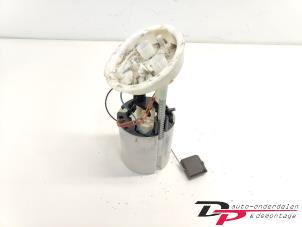 Used Electric fuel pump BMW 1 serie (E81) 116i 1.6 16V Price € 28,00 Margin scheme offered by DP Auto-onderdelen & Demontage