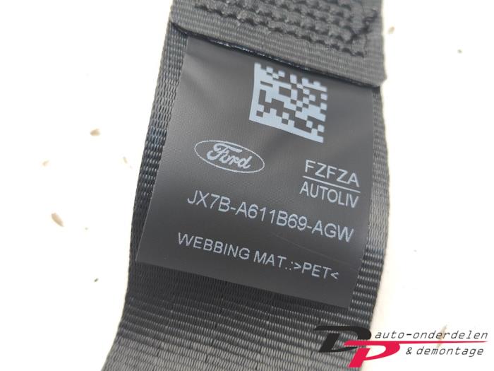 Rear seatbelt, left from a Ford Focus 4 1.5 EcoBlue 120 2020