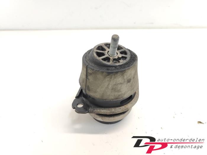 Used Engine mount Audi Q7 (4LB) 3.0 TDI V6 24V Price € 17,00 Margin scheme offered by DP Auto-onderdelen & Demontage