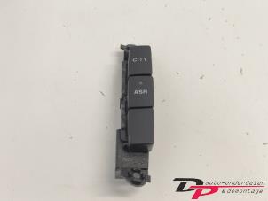 Used ASR switch Fiat Stilo (192A/B) 1.8 16V Price € 15,00 Margin scheme offered by DP Auto-onderdelen & Demontage