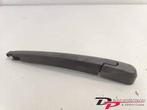 Used Rear wiper arm Kia Rio III (UB) 1.2 CVVT 16V Price € 10,00 Margin scheme offered by DP Auto-onderdelen & Demontage