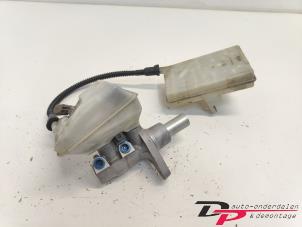 Used Master cylinder Peugeot 5008 I (0A/0E) 1.6 THP 16V Price € 19,00 Margin scheme offered by DP Auto-onderdelen & Demontage