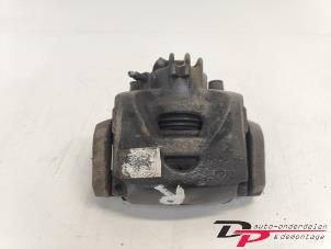 Used Front brake calliper, right Peugeot 5008 I (0A/0E) 1.6 THP 16V Price € 12,00 Margin scheme offered by DP Auto-onderdelen & Demontage