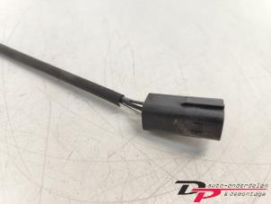 Lambda probe from a Chevrolet Spark (M300) 1.0 16V Bifuel 2012
