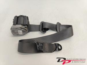 Used Rear seatbelt, left Chevrolet Spark (M300) 1.0 16V Bifuel Price € 19,00 Margin scheme offered by DP Auto-onderdelen & Demontage