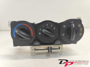 Used Heater control panel Hyundai Getz 1.3i 12V Price € 14,00 Margin scheme offered by DP Auto-onderdelen & Demontage