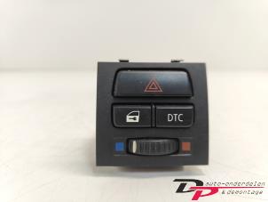 Used Panic lighting switch BMW 3 serie (E92) 320i 16V Price € 15,00 Margin scheme offered by DP Auto-onderdelen & Demontage