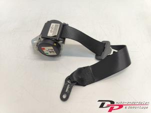 Used Rear seatbelt, left BMW 3 serie (E92) 320i 16V Price € 18,00 Margin scheme offered by DP Auto-onderdelen & Demontage