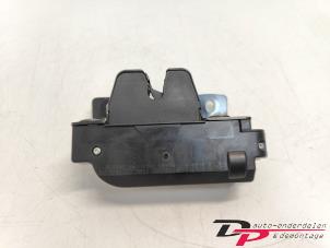 Used Tailgate lock mechanism Peugeot 206 SW (2E/K) 1.4 Price € 14,00 Margin scheme offered by DP Auto-onderdelen & Demontage