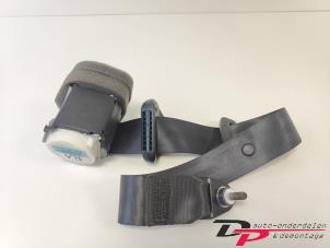 Usados Cinturón de seguridad derecha detrás Ford Ka II 1.2 Precio € 10,00 Norma de margen ofrecido por DP Auto-onderdelen & Demontage