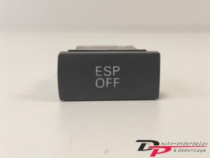Usados Interruptor ESP Audi A6 (C6) 3.0 TDI V6 24V Quattro Precio € 5,00 Norma de margen ofrecido por DP Auto-onderdelen & Demontage