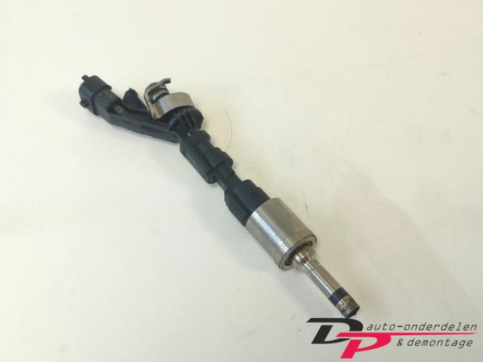 Injektor (Benzineinspritzung) van een Ford Kuga II (DM2) 1.6 EcoBoost 16V 2014