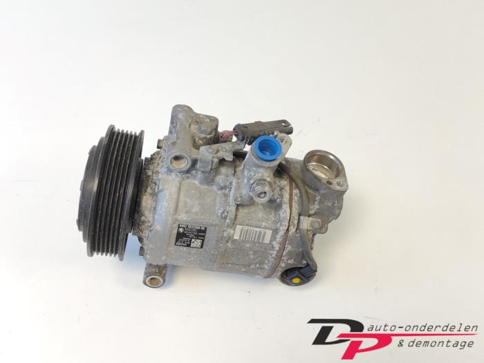 Air conditioning pump from a BMW 1 serie (F20) 114i 1.6 16V 2014