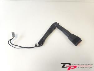 Used Seatbelt tensioner, left BMW 1 serie (E81) 116i 1.6 16V Price € 25,00 Margin scheme offered by DP Auto-onderdelen & Demontage
