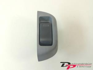 Gebrauchte Elektrisches Fenster Schalter Citroen C1 1.0 12V Preis € 5,00 Margenregelung angeboten von DP Auto-onderdelen & Demontage