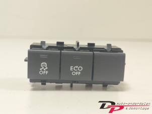 Usados Interruptor ESP Peugeot 308 SW (L4/L9/LC/LJ/LR) 1.6 BlueHDi 120 Precio € 9,00 Norma de margen ofrecido por DP Auto-onderdelen & Demontage