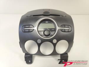 Used Radio CD player Mazda 2 (DE) 1.3 16V S-VT High Power Price € 70,00 Margin scheme offered by DP Auto-onderdelen & Demontage
