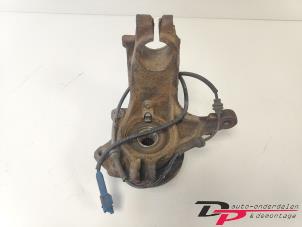 Used Knuckle, front right Peugeot 207/207+ (WA/WC/WM) 1.4 16V VTi Price € 14,00 Margin scheme offered by DP Auto-onderdelen & Demontage