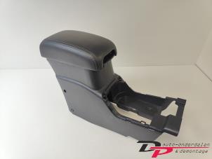 Used Armrest Citroen C-Crosser 2.4 16V Price € 50,00 Margin scheme offered by DP Auto-onderdelen & Demontage