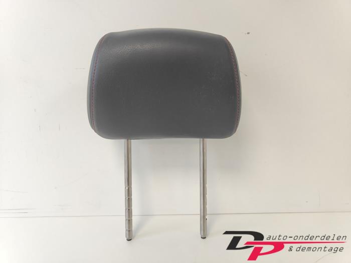 Używane Zaglówek Seat Leon (1P1) 1.6 Cena € 15,00 Procedura marży oferowane przez DP Auto-onderdelen & Demontage