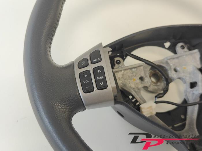 Steering wheel from a Suzuki Splash 1.2 16V 2009