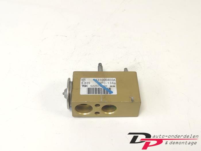 Gebrauchte Ausgleichventil Airco Ford Ka II 1.2 Preis € 20,00 Margenregelung angeboten von DP Auto-onderdelen & Demontage