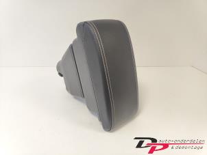 Used Armrest Kia Picanto (TA) 1.0 12V LPG Price € 50,00 Margin scheme offered by DP Auto-onderdelen & Demontage