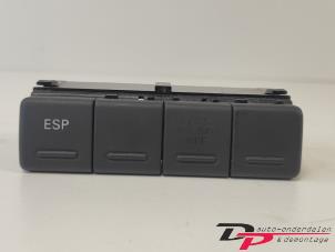 Usados Interruptor ESP Seat Exeo ST (3R5) 2.0 TDI 16V Precio € 15,00 Norma de margen ofrecido por DP Auto-onderdelen & Demontage