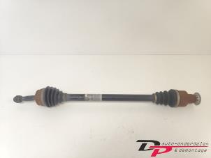 Used Front drive shaft, right Peugeot 208 I (CA/CC/CK/CL) 1.6 Vti 16V Price € 60,00 Margin scheme offered by DP Auto-onderdelen & Demontage