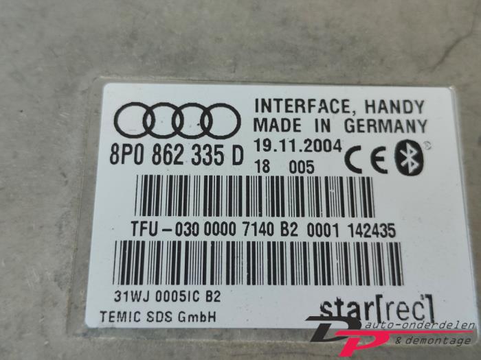 Module Bluetooth d'un Audi A4 Avant (B7) 1.8 T 20V 2005