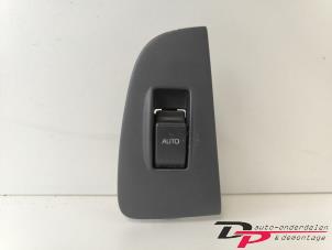 Used Electric window switch Toyota Avensis Wagon (T25/B1E) 1.8 16V VVT-i Price € 7,00 Margin scheme offered by DP Auto-onderdelen & Demontage