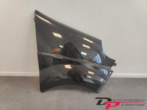 Used Front wing, right Opel Vivaro 1.9 DTI 16V Price € 40,00 Margin scheme offered by DP Auto-onderdelen & Demontage