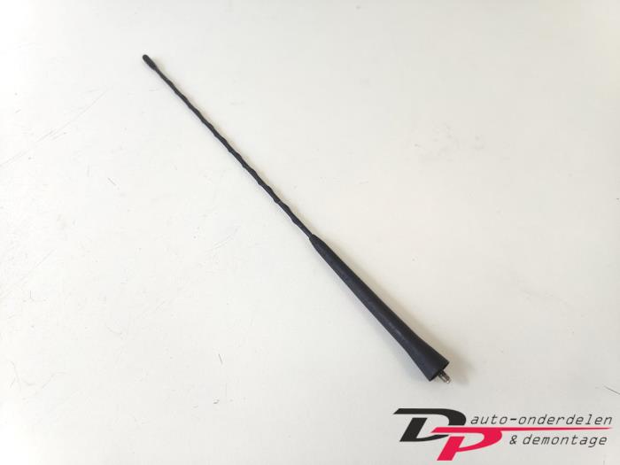 Używane Antena Citroen C2 (JM) 1.1 Cena € 9,00 Procedura marży oferowane przez DP Auto-onderdelen & Demontage