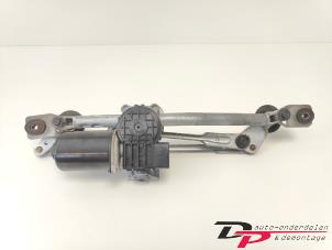 Used Wiper motor + mechanism Kia Picanto (TA) 1.0 12V Price € 16,00 Margin scheme offered by DP Auto-onderdelen & Demontage