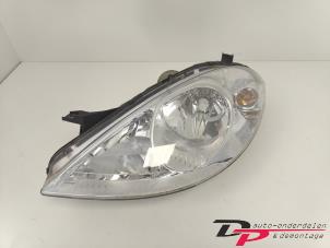 Used Headlight, left Mercedes A (W169) 1.7 A-170 5-Drs. Price € 45,00 Margin scheme offered by DP Auto-onderdelen & Demontage