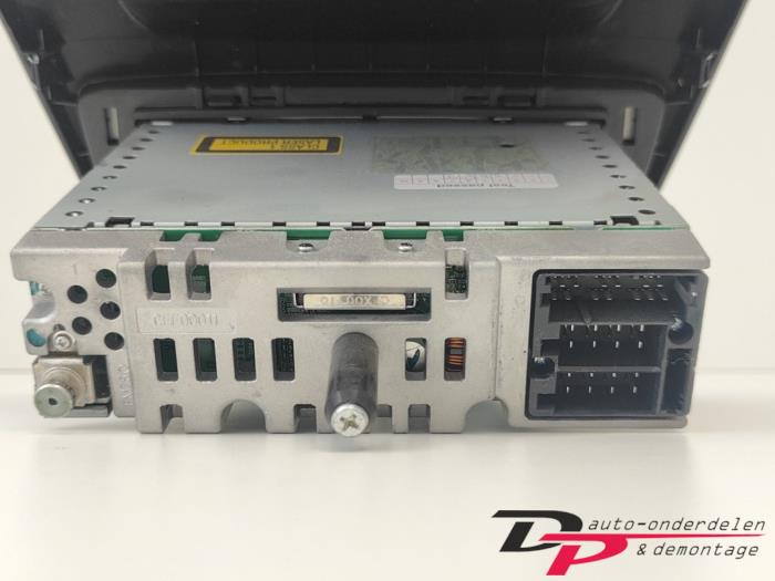 Radioodtwarzacz CD z Toyota Aygo (B10) 1.0 12V VVT-i 2012