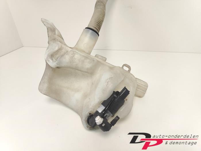 Front windscreen washer reservoir from a Citroën C4 Grand Picasso (UA) 1.6 16V VTi 2010