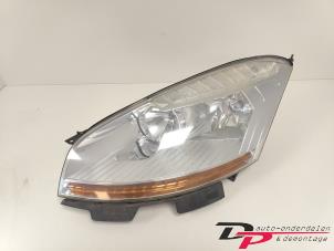Used Headlight, left Citroen C4 Grand Picasso (UA) 1.6 16V VTi Price € 80,00 Margin scheme offered by DP Auto-onderdelen & Demontage