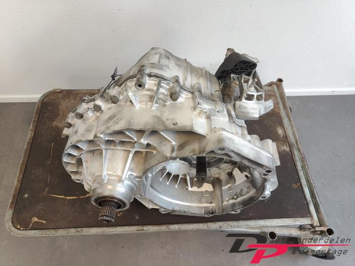 Gearbox Volkswagen Transporter T5 2.0 TDI DRF 4Motion - 0A5300046B CAAC KUP