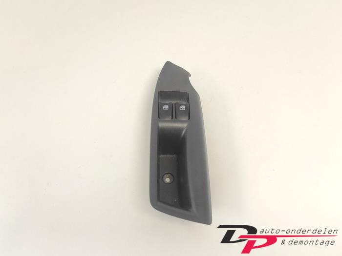 Usados Interruptor de ventanilla eléctrica Chevrolet Aveo (250) 1.2 16V Precio € 13,00 Norma de margen ofrecido por DP Auto-onderdelen & Demontage