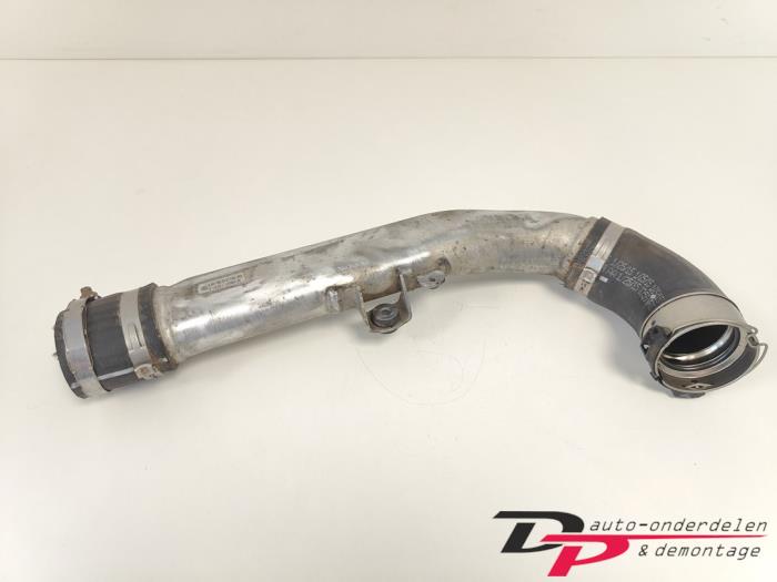 Usagé Tube intercooler Mercedes C Estate (S205) C-220 CDI BlueTEC, C-220 d 2.2 16V Prix € 25,00 Règlement à la marge proposé par DP Auto-onderdelen & Demontage