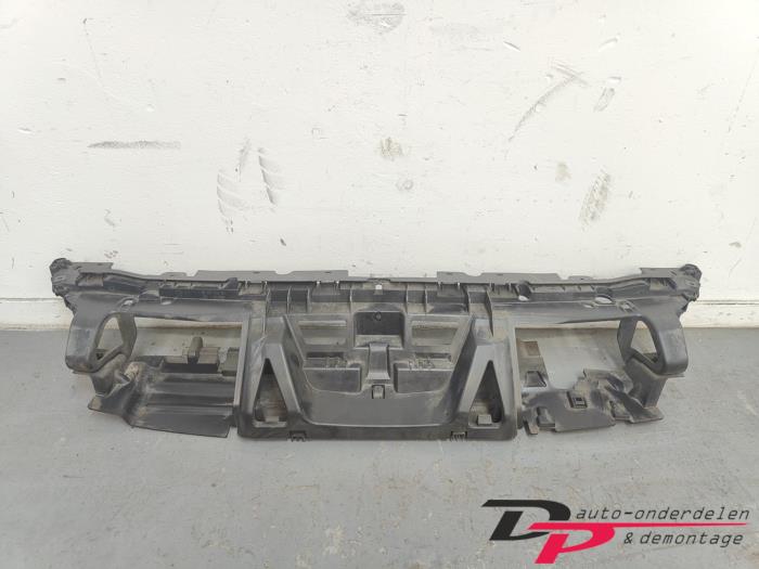 Begagnade Front Peugeot 5008 I (0A/0E) 1.6 VTI 16V Pris € 30,00 Marginaltabell erbjuds av DP Auto-onderdelen & Demontage