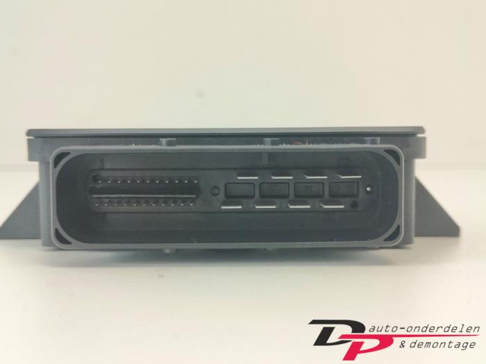 Dig Vehicle Module Parking brake module Nissan X-Trail 1.6 DIG-T 16V - 360324BA0A TRW